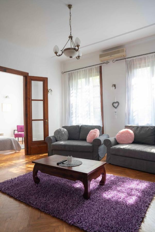 Katus Apartman Eger Exterior foto